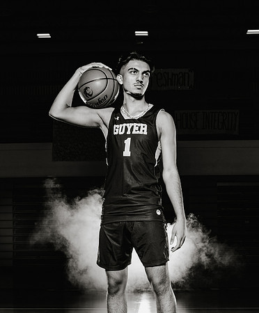 GUYER-B BB-SOCIAL MEDIA-103